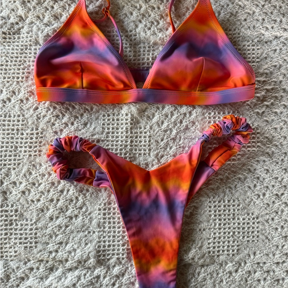 Kulani Kinis Vibrant Tie-Dye Bikini Set
